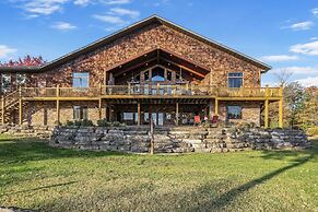 The Lodge at Rock Canyon