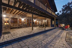 The Bunkhouse at Rock Canyon