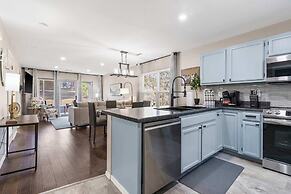 Water's Edge & Golf Course View