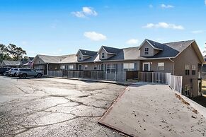 Water's Edge & Golf Course View