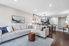 Water's Edge & Golf Course View