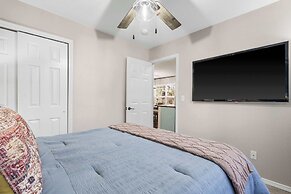 Water's Edge & Golf Course View