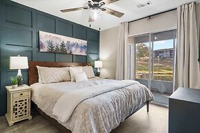 Water's Edge & Golf Course View