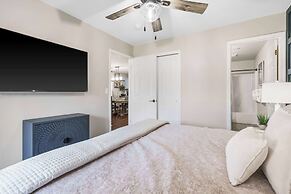 Water's Edge & Golf Course View