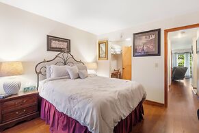 Banta House Retreat at the Pointe