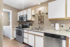 Whispering Water @ Pointe Royale