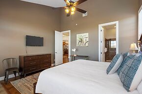 Luxury Penthouse - Amazing Views! Near Sdc!