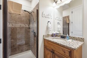 Luxury Penthouse - Amazing Views! Near Sdc!