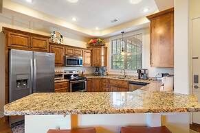 Luxury Penthouse - Amazing Views! Near Sdc!