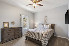 Top of the Ridge 3 BDR for 8!