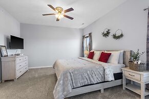 Top of the Ridge 3 BDR for 8!