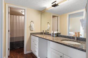 Pondside Paradise Retreat