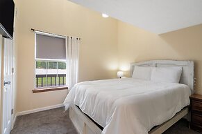 Pondside Paradise Retreat