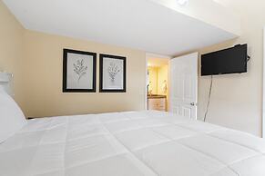 Pondside Paradise Retreat