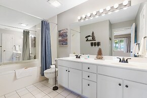 Ozark Escape at the Pointe - Epic Nature