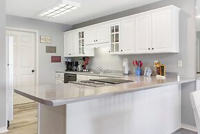 Ozark Escape at the Pointe - Epic Nature