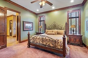 Rock Canyon Resort Trio