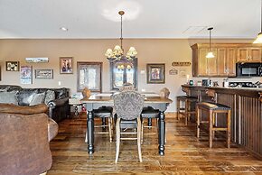 Rock Canyon Resort Trio