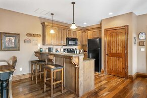 Rock Canyon Resort Trio