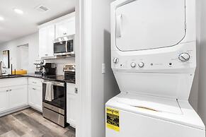 Earl Grey Escape - Chic 3 Bdr!