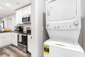 Earl Grey Escape - Chic 3 Bdr!
