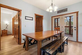 Kemper's Cabin in the Ozarks - Onsite Amenities
