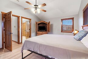 Kemper's Cabin in the Ozarks - Onsite Amenities