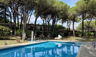 Lovely Flat Bungalow Type in Residence With Pool