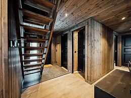 Modern Mountain Cabin - Sauna - 5 Bedrooms - Sleeps for 10