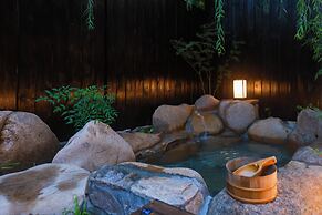 Beijing Aqua City YiPiao Hot Spring Resort