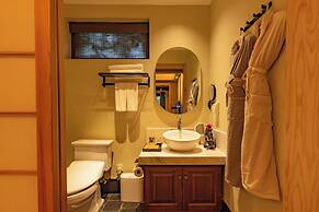 Xiaotang Yipiao Siheyuan Hot Spring Hotel & Resorts