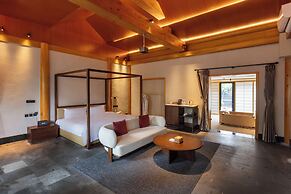 Xiaotang Yipiao Siheyuan Hot Spring Hotel & Resorts