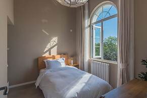 Xiaotang Yipiao Siheyuan Hot Spring Hotel & Resorts