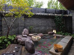 Xiaotang Yipiao Siheyuan Hot Spring Hotel & Resorts