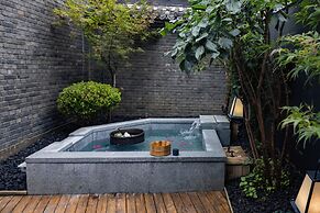 Xiaotang Yipiao Siheyuan Hot Spring Hotel & Resorts