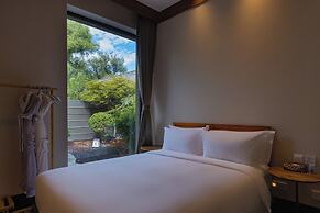 Xiaotang Yipiao Siheyuan Hot Spring Hotel & Resorts