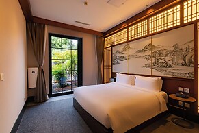 Xiaotang Yipiao Siheyuan Hot Spring Hotel & Resorts