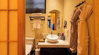 Xiaotang Yipiao Siheyuan Hot Spring Hotel & Resorts