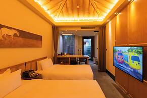 Xiaotang Yipiao Siheyuan Hot Spring Hotel & Resorts