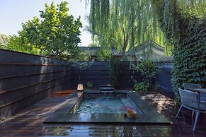 Xiaotang Yipiao Siheyuan Hot Spring Hotel & Resorts