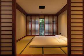 Xiaotang Yipiao Siheyuan Hot Spring Hotel & Resorts