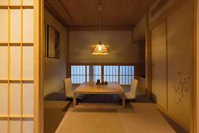 Xiaotang Yipiao Siheyuan Hot Spring Hotel & Resorts