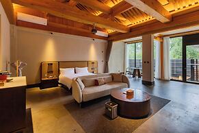 Xiaotang Yipiao Siheyuan Hot Spring Hotel & Resorts