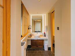 Xiaotang Yipiao Siheyuan Hot Spring Hotel & Resorts