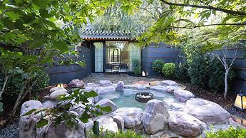 Xiaotang Yipiao Siheyuan Hot Spring Hotel & Resorts