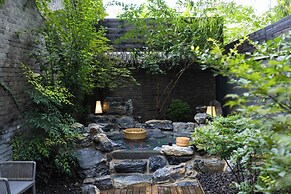 Xiaotang Yipiao Siheyuan Hot Spring Hotel & Resorts