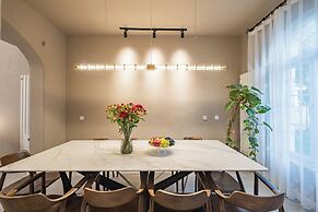 Xiaotang Yipiao Siheyuan Hot Spring Hotel & Resorts