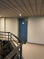 Loft in Siwar-zouk- 2 Minutes From Hotel Le Royal-dbayeh- by car