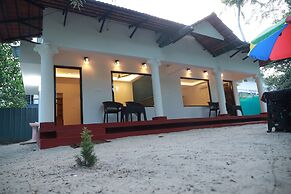 Kadal Beach House Marari