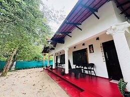 Kadal Beach House Marari